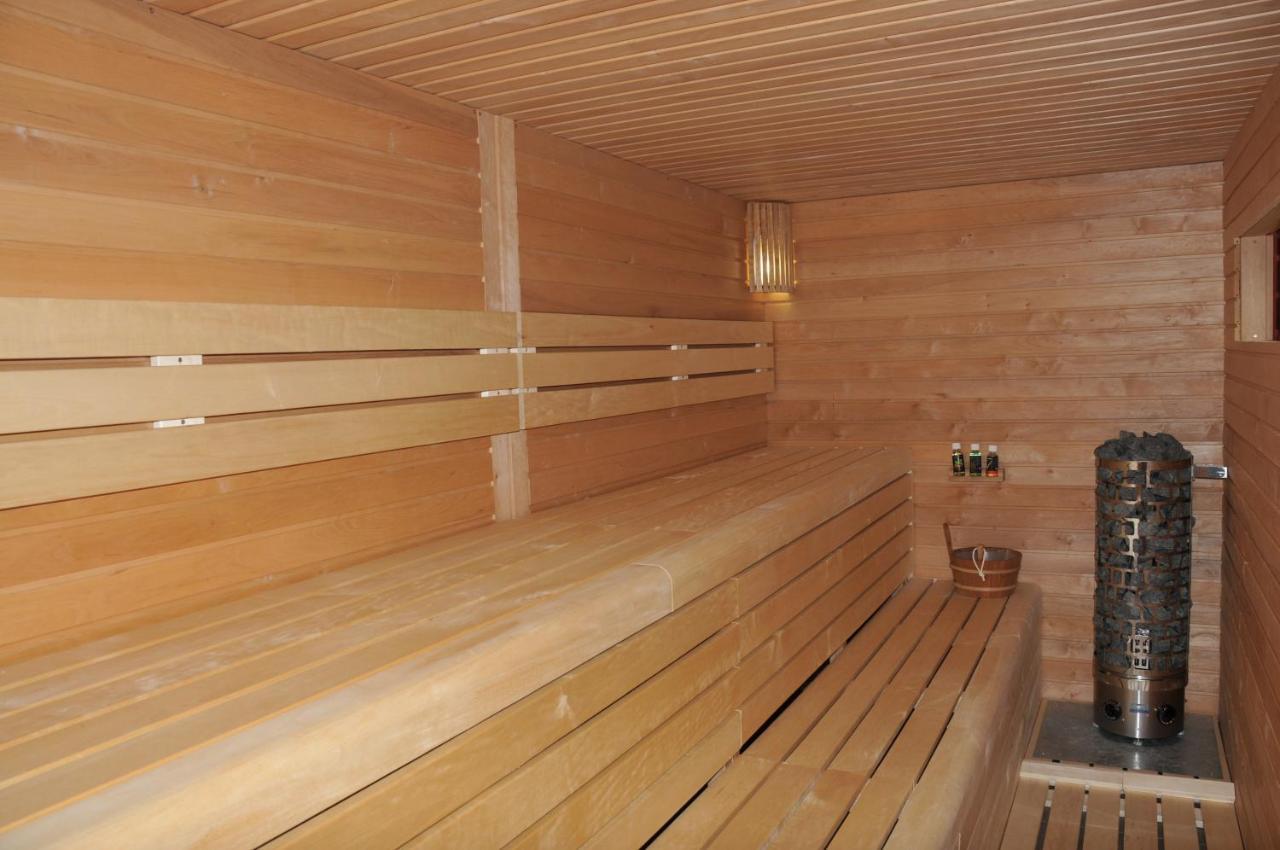 ApostagCasa Napsugar Panzio住宿加早餐旅馆 外观 照片